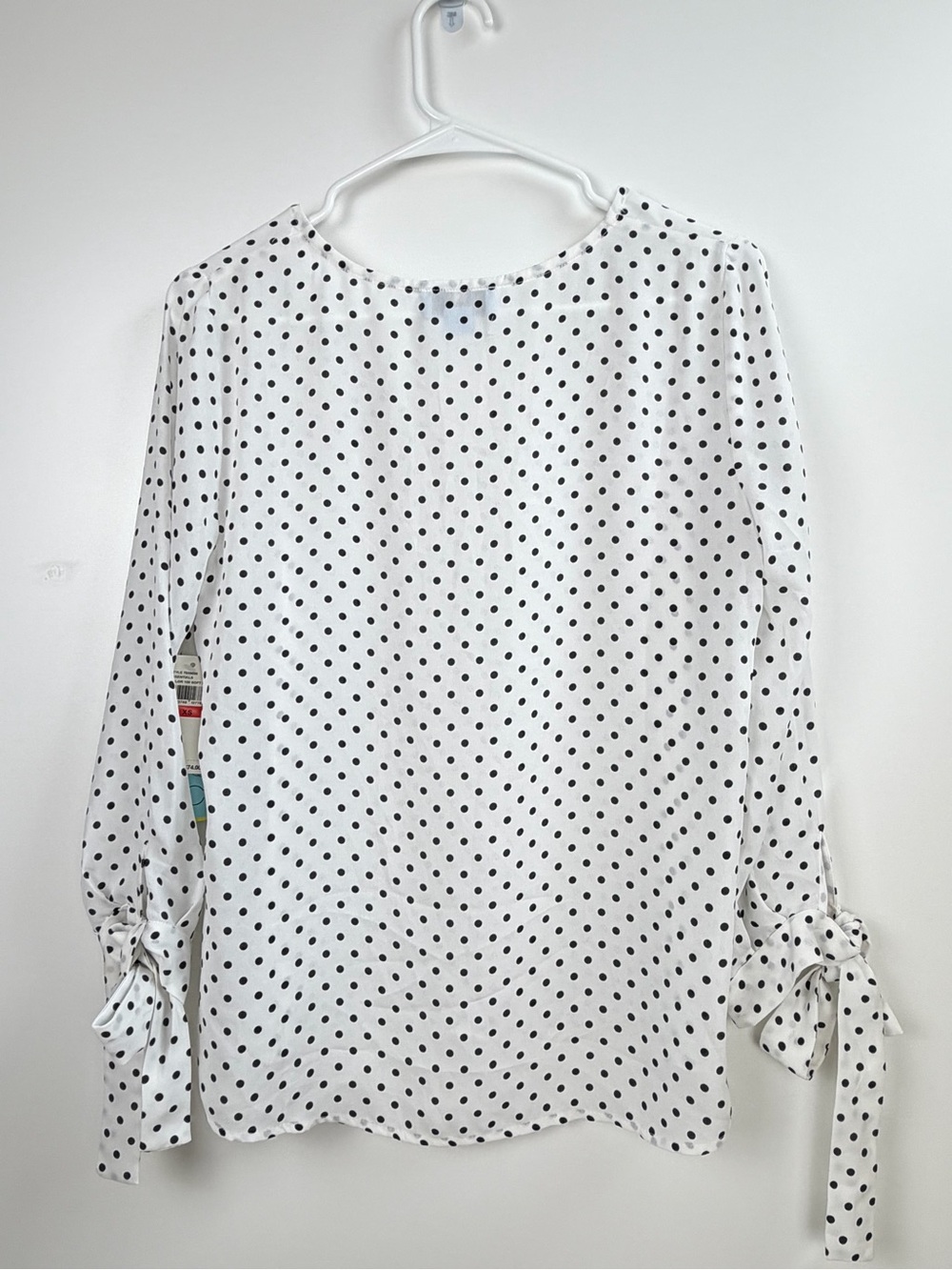 CeCe Polka Dot Tie Sleeve Blouse Top XS NWT - Picture 9 of 9